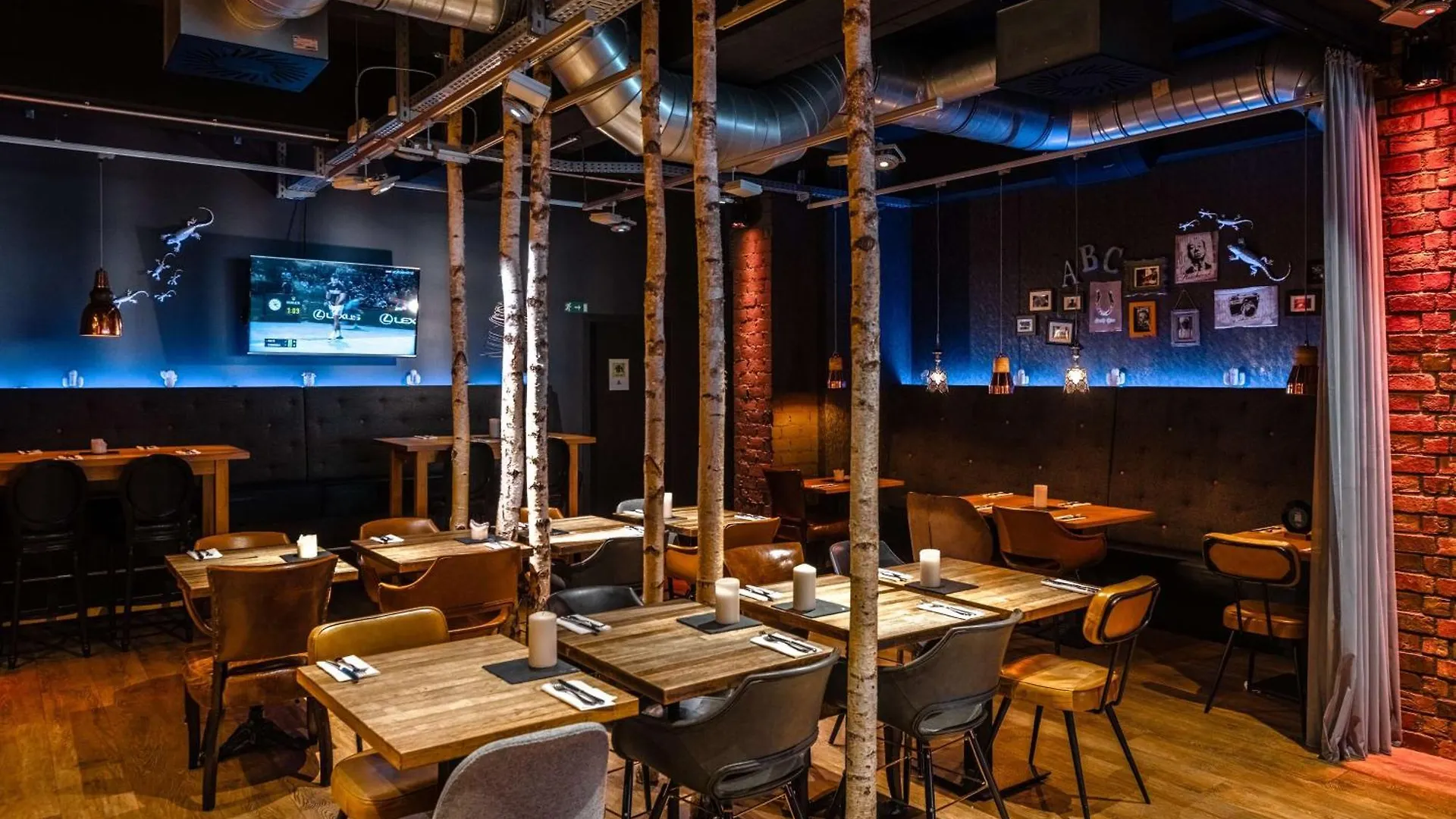 **** Hotel Pentahotel Liège Belgien