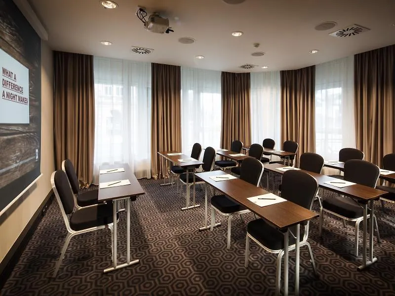 Pentahotel Liège 4*,